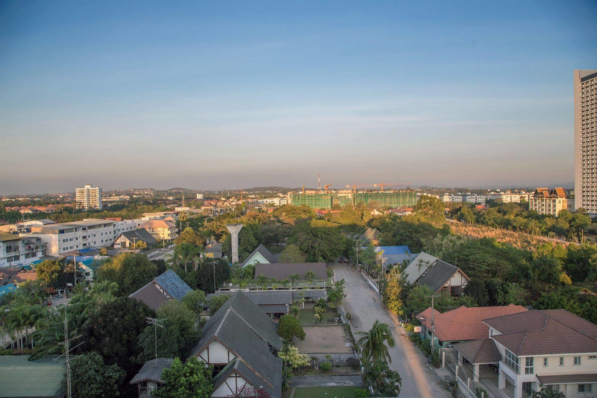 R-Con Rest Sea Hotel Pattaya Eksteriør billede