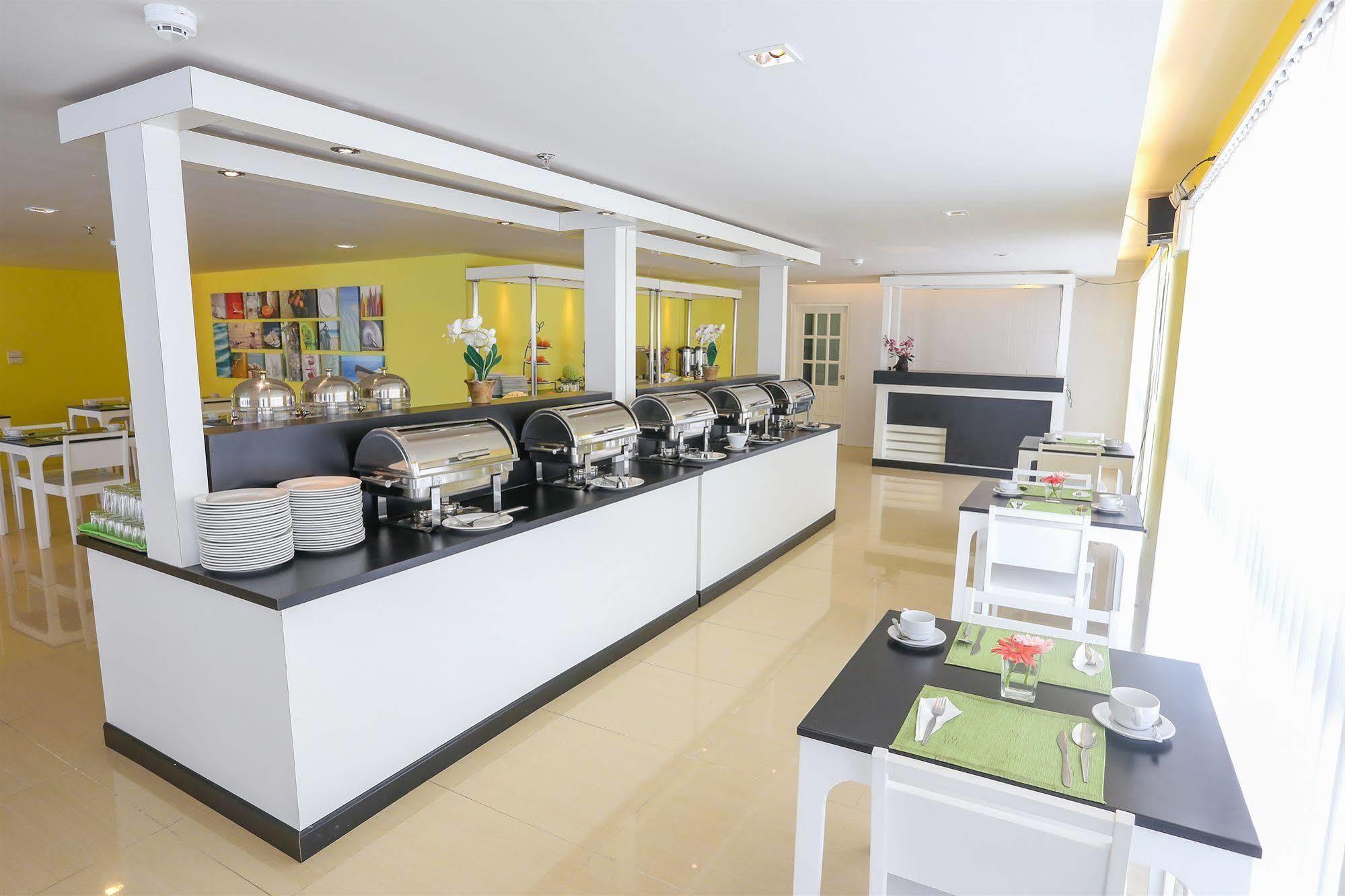 R-Con Rest Sea Hotel Pattaya Eksteriør billede